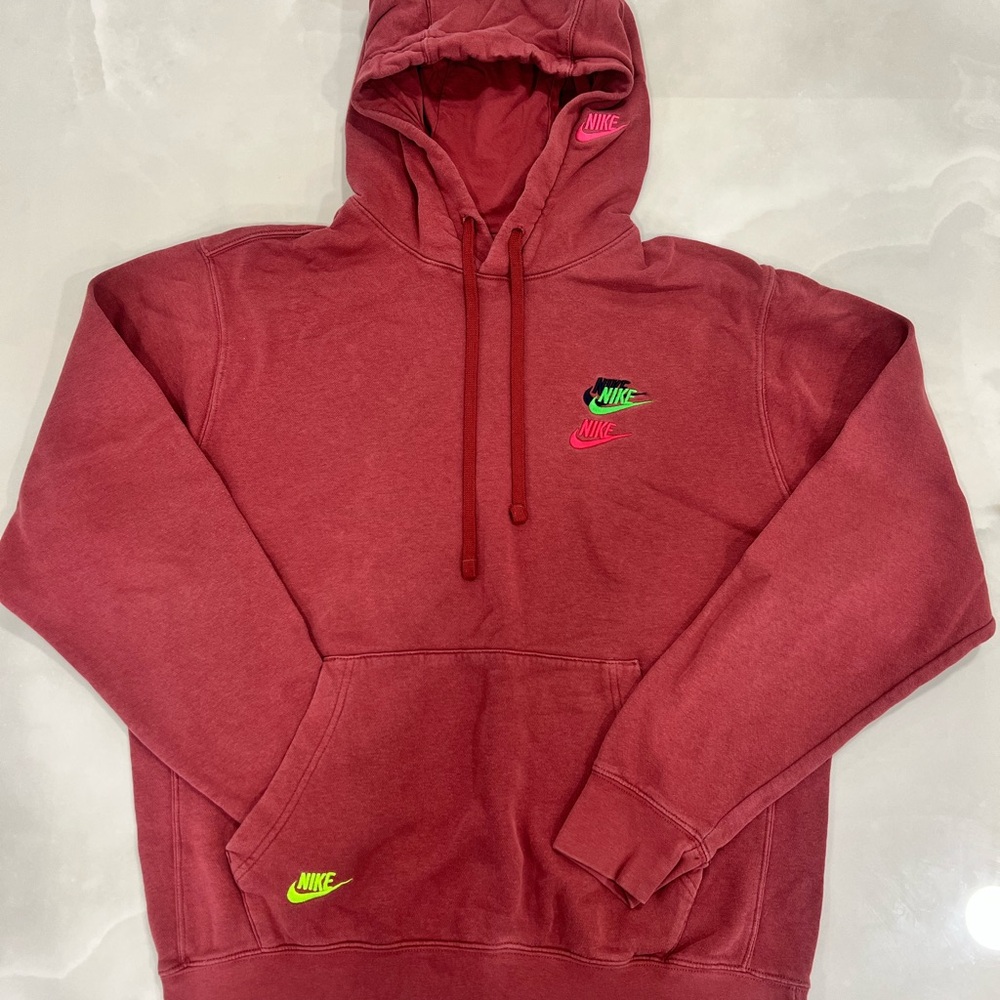 Nike Sportswear® Sports Essential+ Men’s Hoodie - Pink DM8882-661 - M